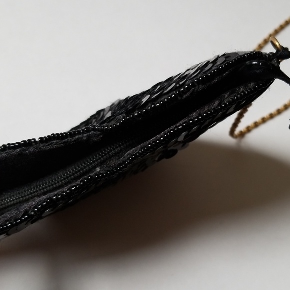 H&M Black Sequin Heart Beaded Crossover Bag - Picture 7 of 8